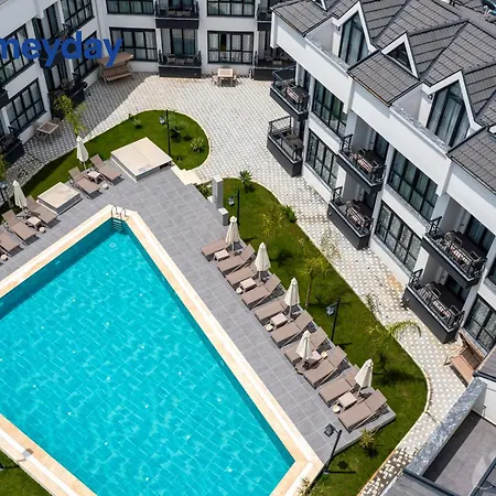 아파트 Whitestone Homes *