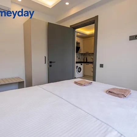 아파트 Whitestone Homes