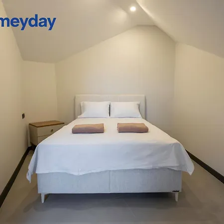 아파트 Whitestone Homes *
